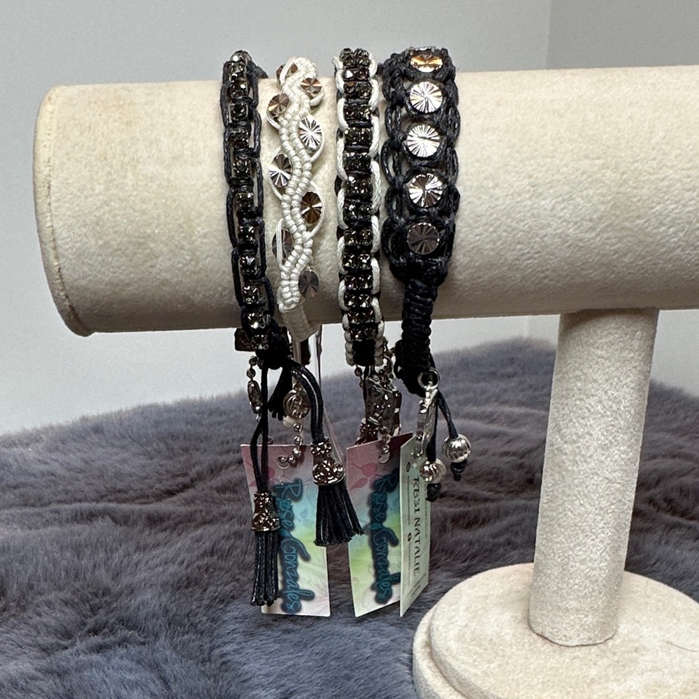 NWT - Elegant Black and White Beaded Bracelet Set with Swarovski crystals